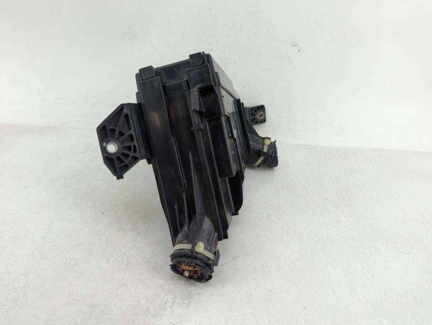 2016-2018 Honda Hr-V Fusebox Fuse Box Panel Relay Module Fits Fits 2016 2017 2018 OEM Used Auto Parts - Oemusedautoparts1.co