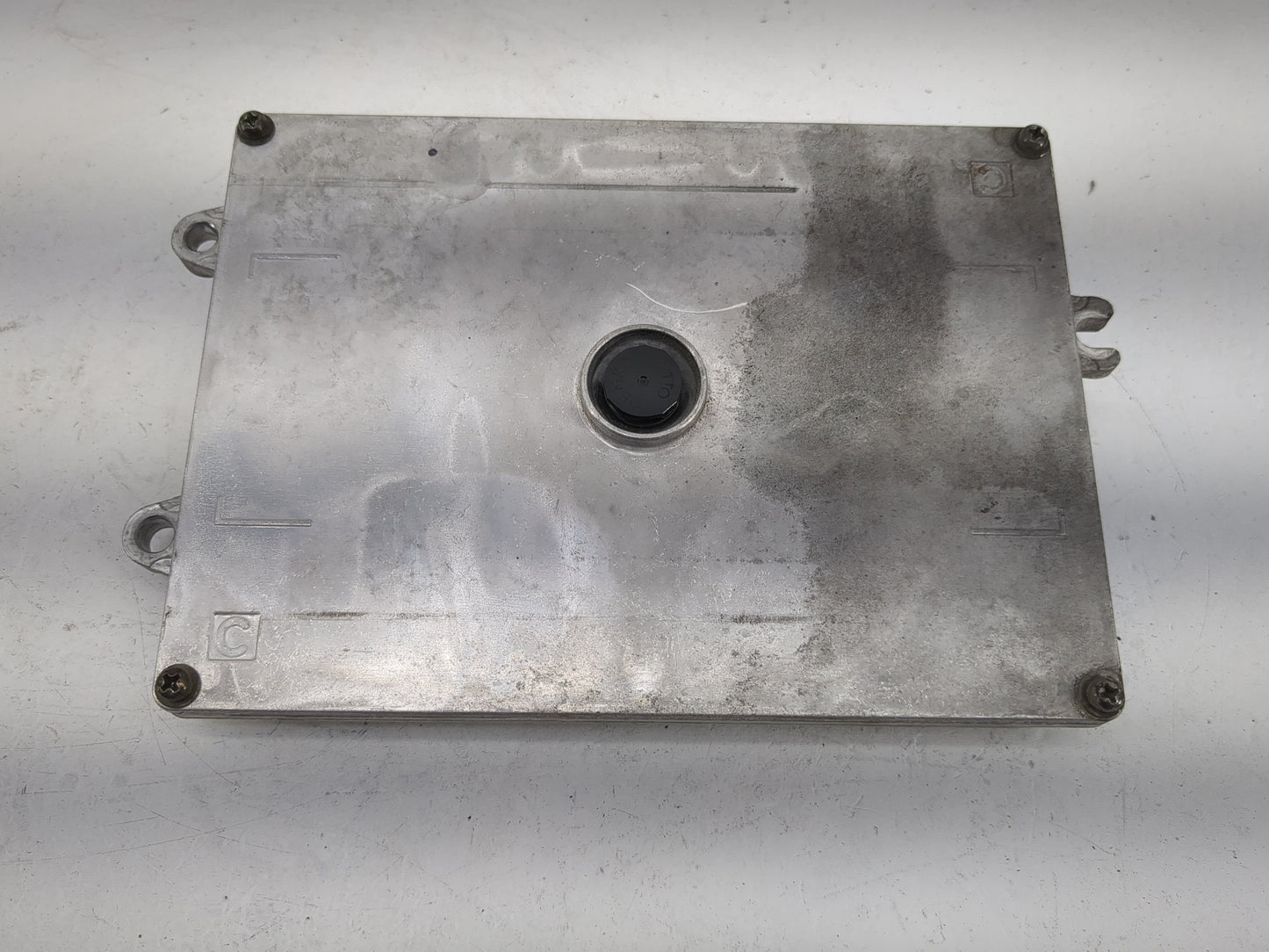 2016 Honda Hr-V PCM Engine Control Computer ECU ECM PCU OEM P/N:37820-51M-A83 G667-144032 Fits OEM Used Auto Parts - Oemused