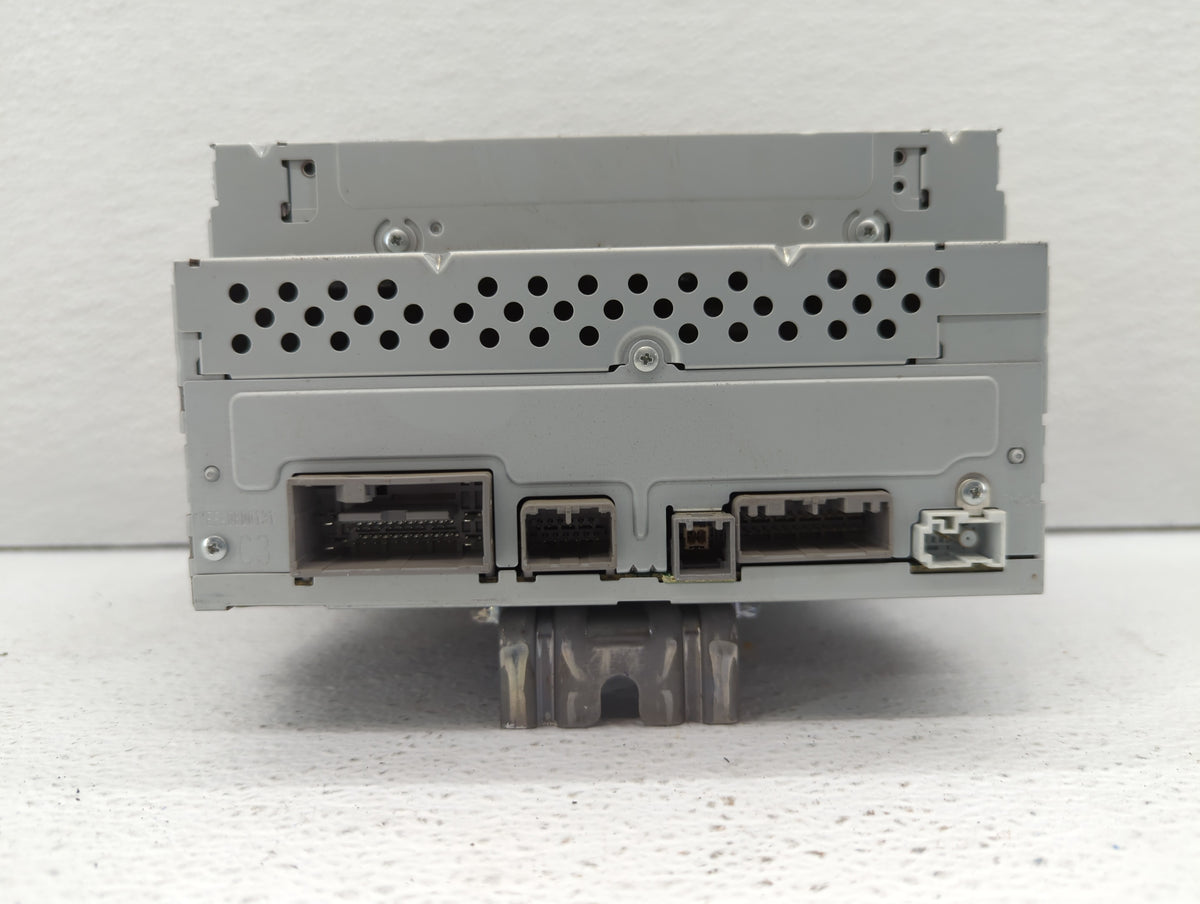 2016-2016 Honda Hr-v Am Fm Cd Player Radio Receiver 451307 - Oemusedautoparts1.com