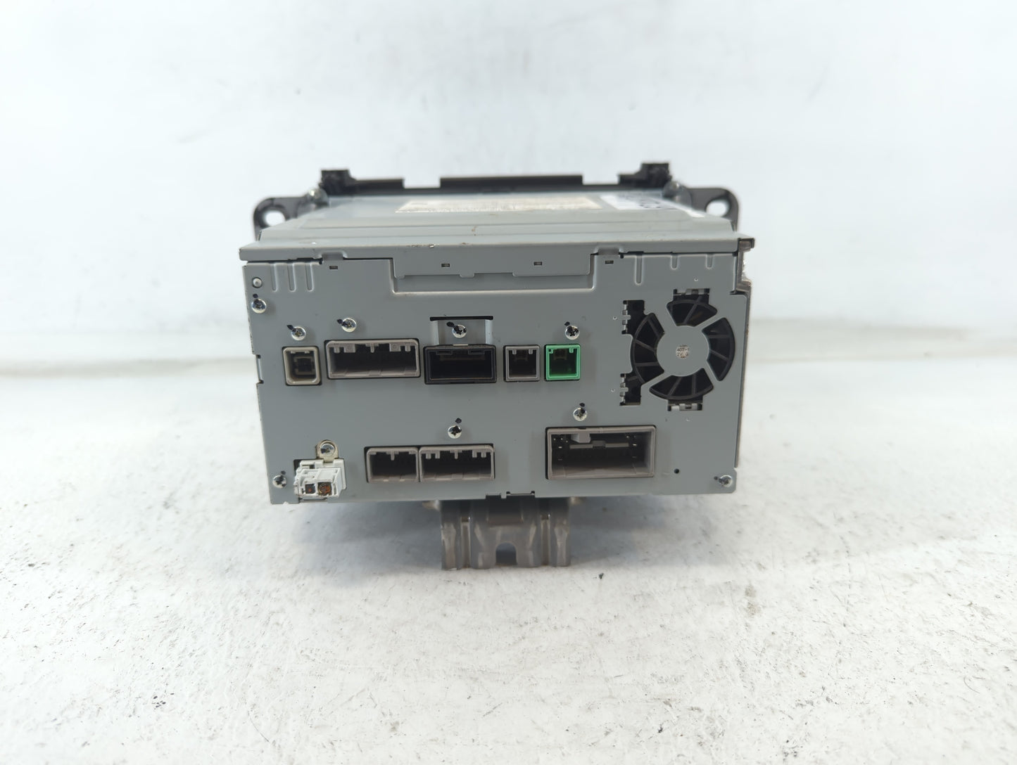 2016-2016 Honda Hr-v Am Fm Cd Player Radio Receiver - Oemusedautoparts1.com