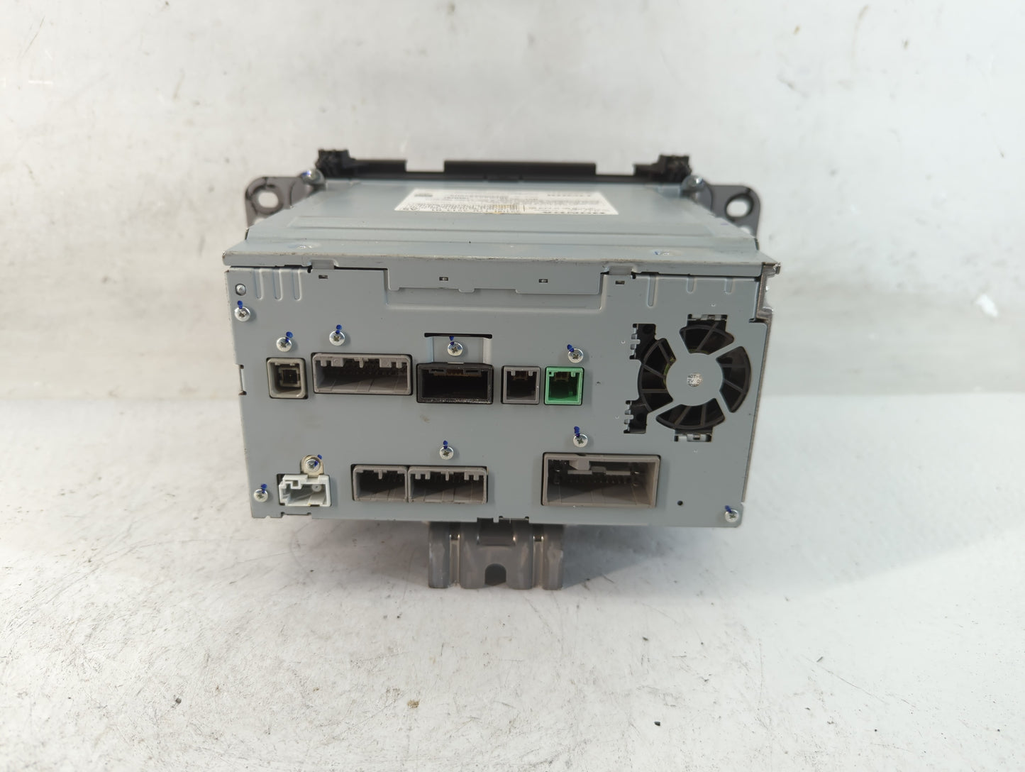 2016 Honda Hr-V Radio AM FM Cd Player Receiver Replacement P/N:39100-T7W-A513-M1 Fits OEM Used Auto Parts - Oemusedautoparts