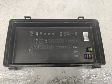 2011-2017 Honda Odyssey Fusebox Fuse Box Panel Relay Module P/N:031R10UFFW Fits Fits 2011 2013 2014 2015 2016 2017 OEM Used Auto Parts