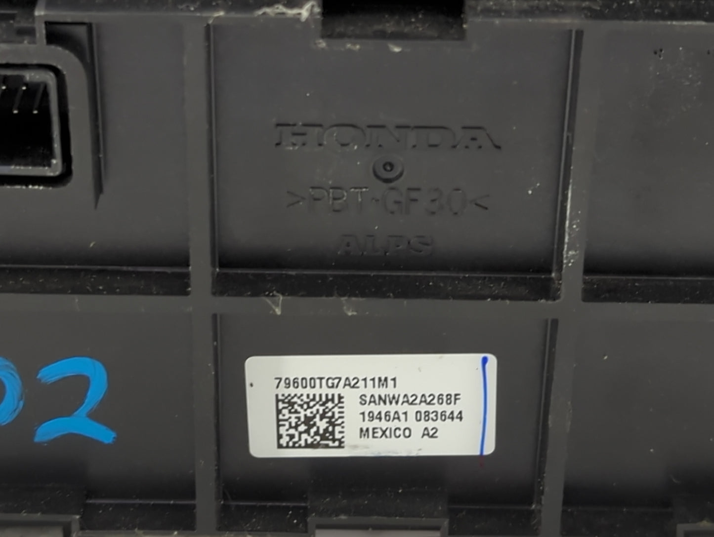 2016-2018 Honda Pilot Climate Control Module Temperature AC/Heater Replacement P/N:79600TG7A610M1 Fits Fits 2016 2017 2018 O