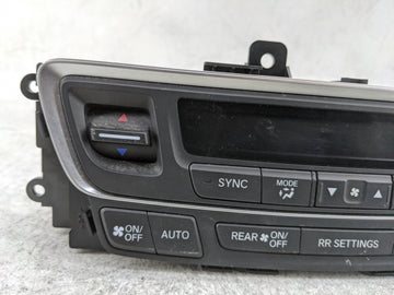 2016-2018 Honda Pilot Climate Control Module Temperature AC/Heater Replacement P/N:79600TG7A410M1 Fits Fits 2016 2017 2018 OEM Used Auto Parts