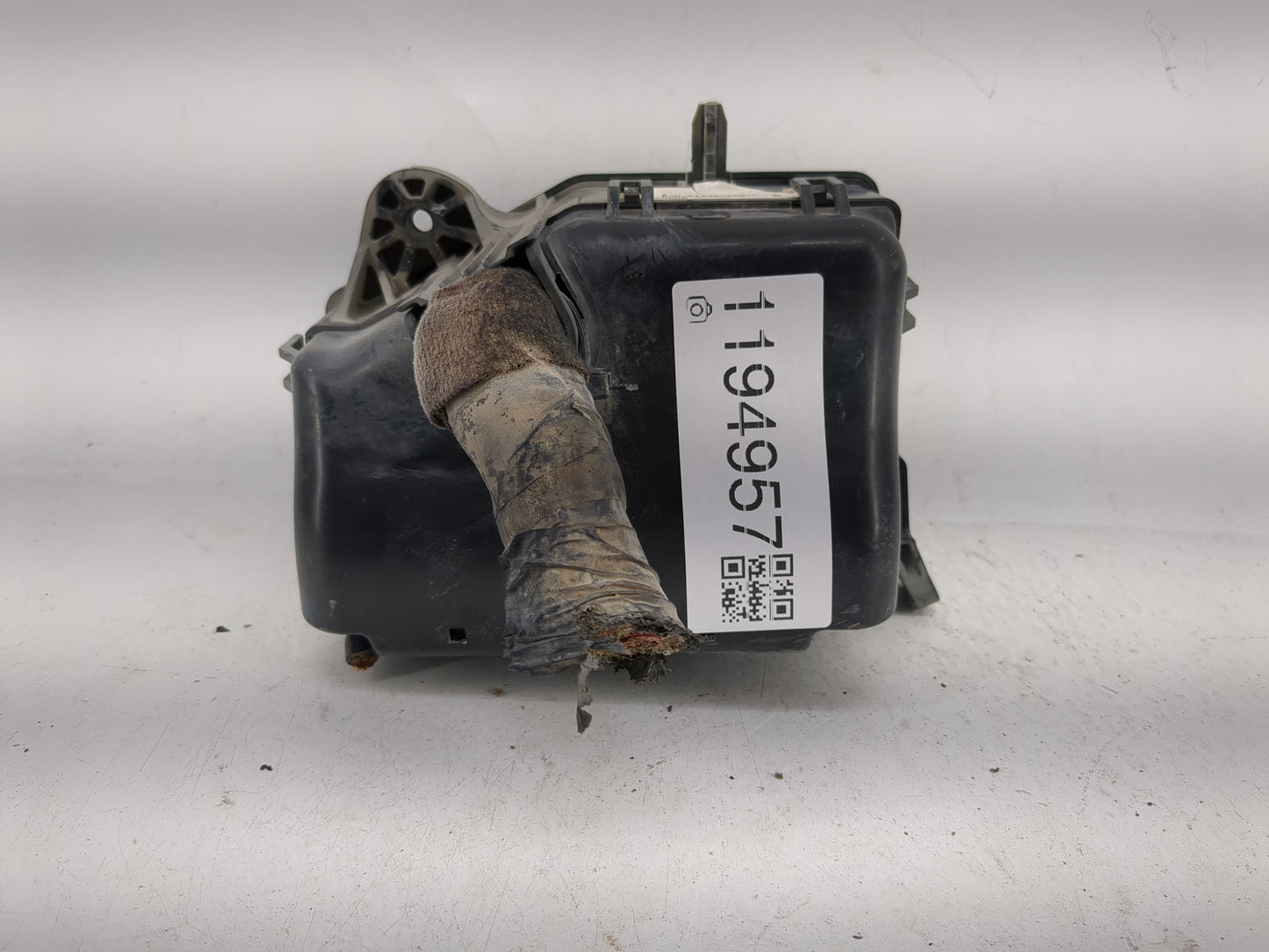 2015-2017 Hyundai Accent Fusebox Fuse Box Panel Relay Module P/N:91420-1R520 Fits Fits 2015 2016 2017 OEM Used Auto Parts -