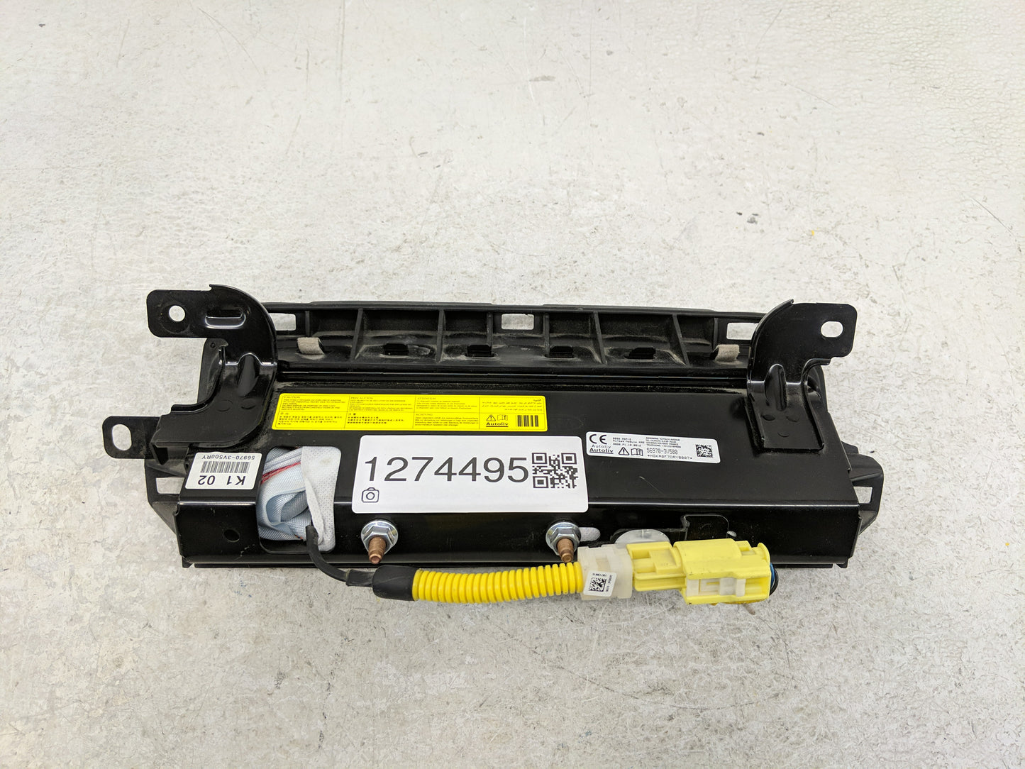 2012-2017 Hyundai Azera Air Bag Driver Left Knee OEM P/N:56970-3V500RY Fits Fits 2012 2016 2017 OEM Used Auto Parts - Oemuse