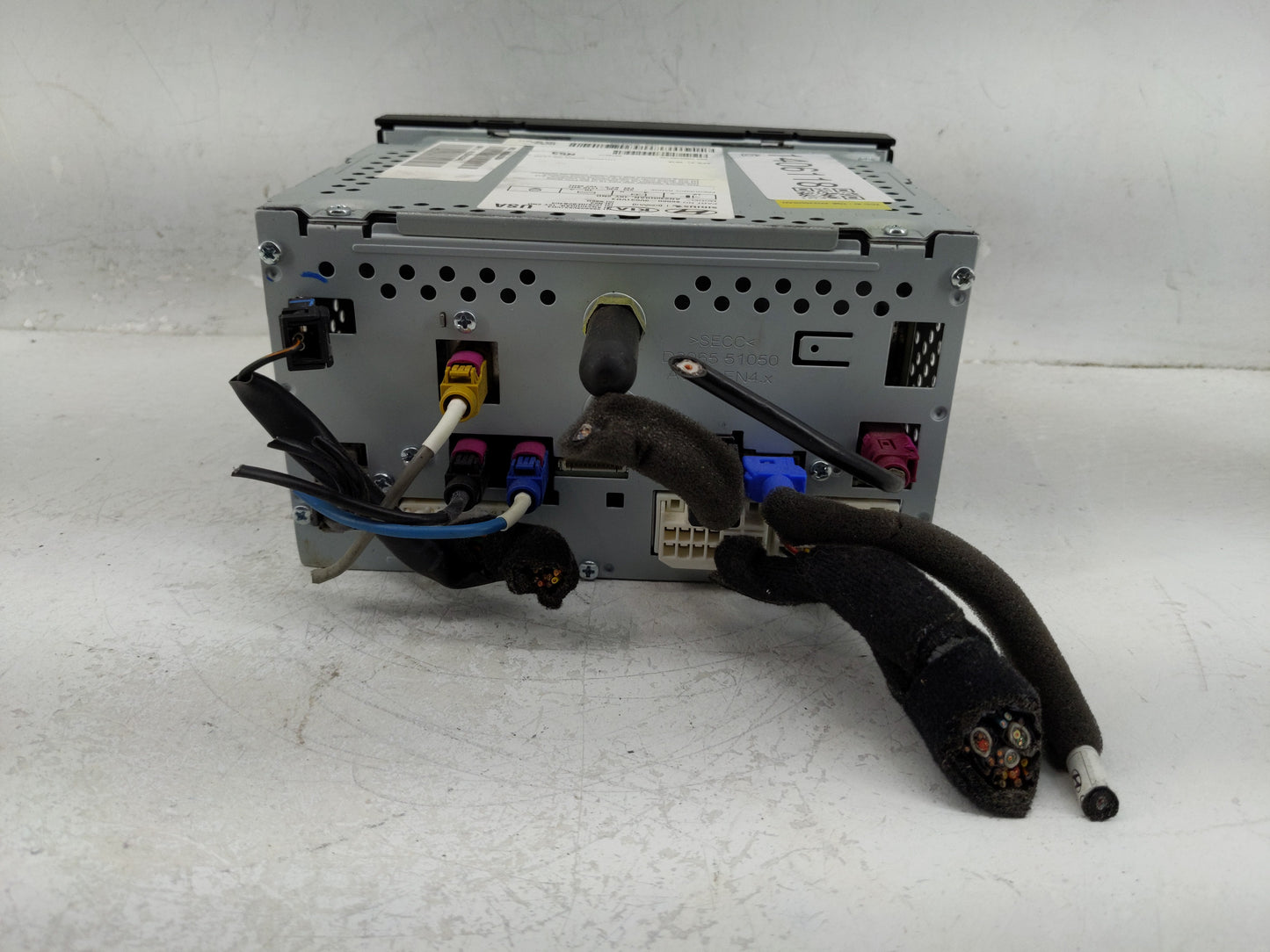 2015-2017 Hyundai Azera Radio AM FM Cd Player Receiver Replacement P/N:96560-3V531VD4 965603V531VD4 Fits Fits 2015 2016 2017
