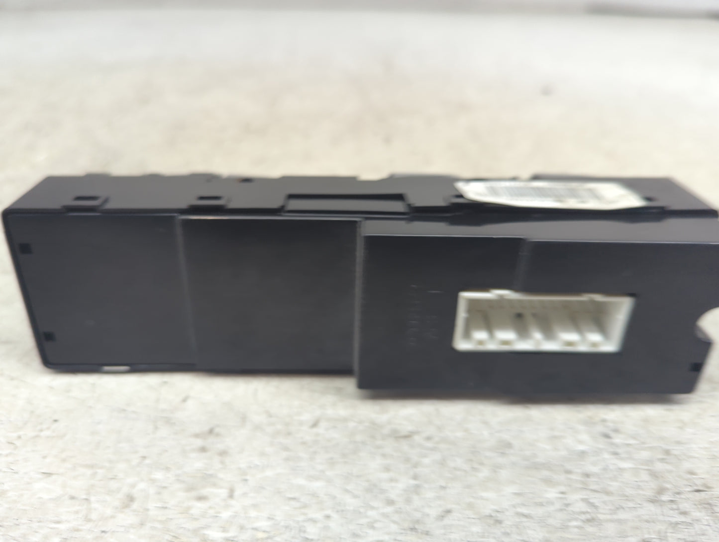 2015-2017 Hyundai Azera Master Power Window Switch Replacement Driver Side Left P/N:93570-3V313YDA Fits Fits 2015 2016 2017