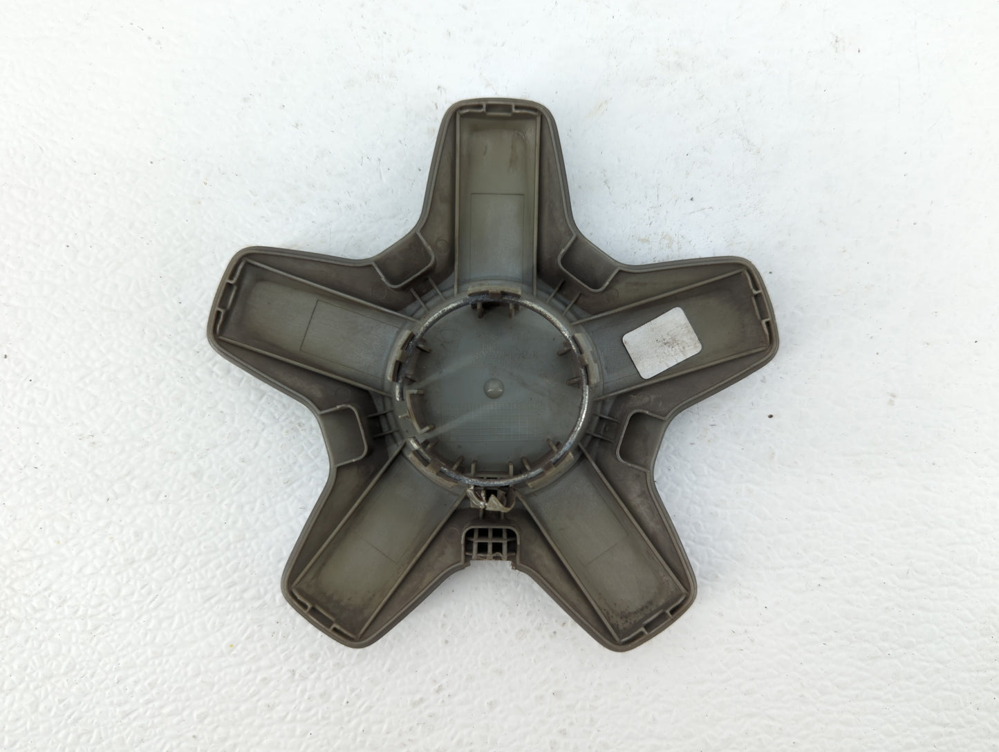 2016 Hyundai Azera Rim Wheel Center Cap 448093 - Oemusedautoparts1.com