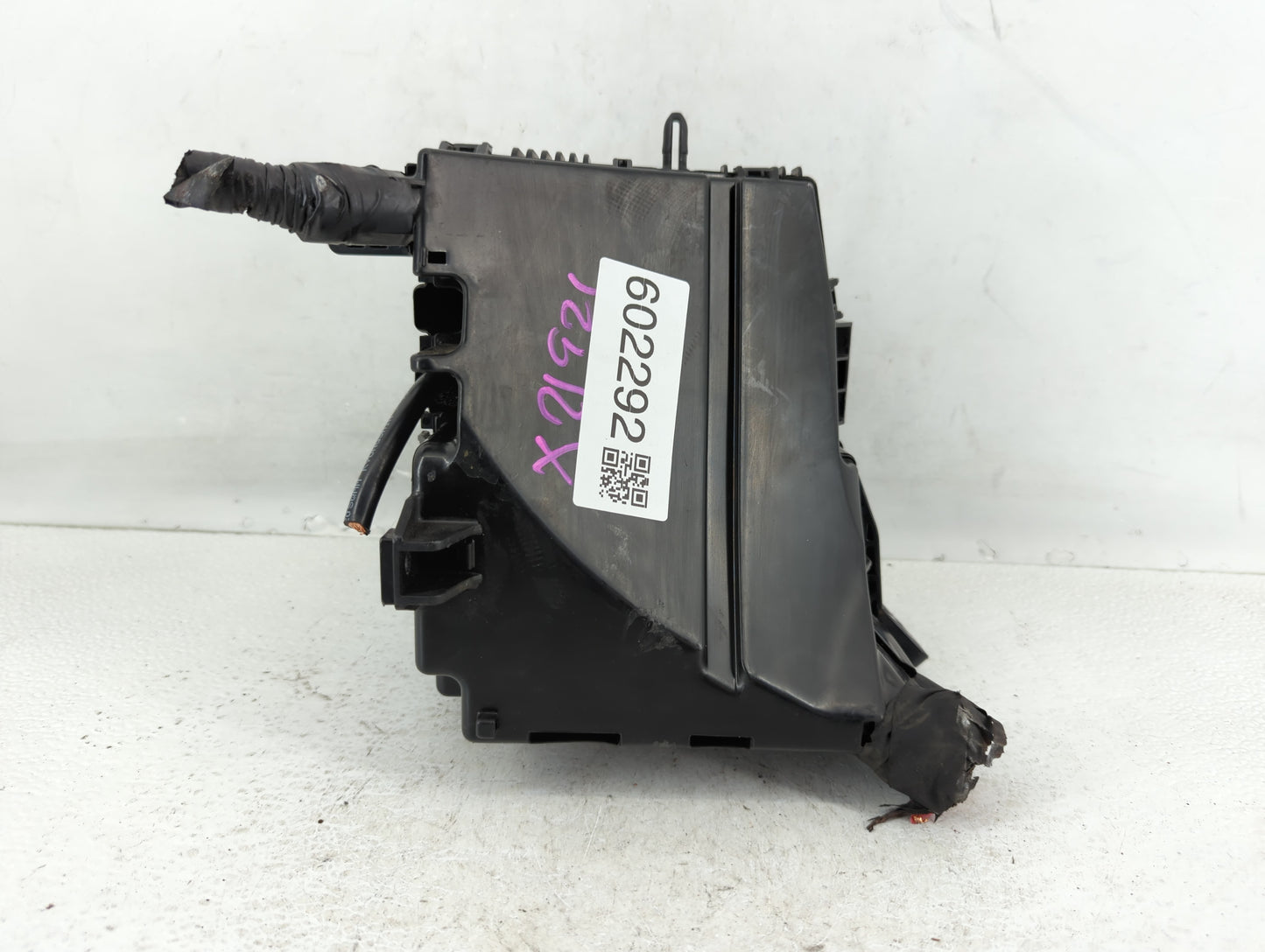 2015-2017 Hyundai Azera Fusebox Fuse Box Panel Relay Module P/N:91223-3V021 Fits Fits 2015 2016 2017 OEM Used Auto Parts - O