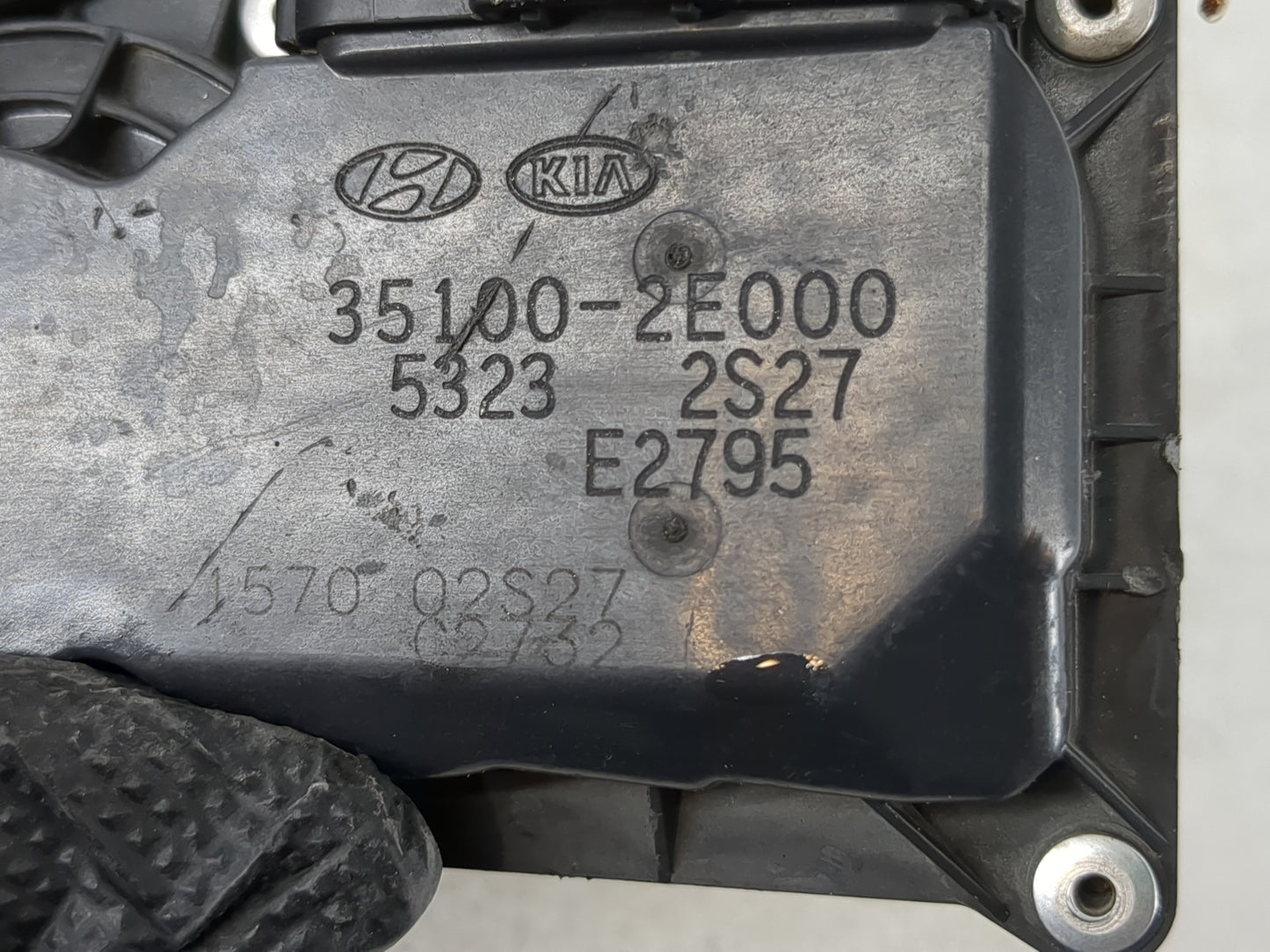 2011-2020 Hyundai Elantra Throttle Body P/N:35100-2E000 Fits Fits 2011 2012 2013 2014 2015 2016 2017 2018 2019 2020 2021 OEM
