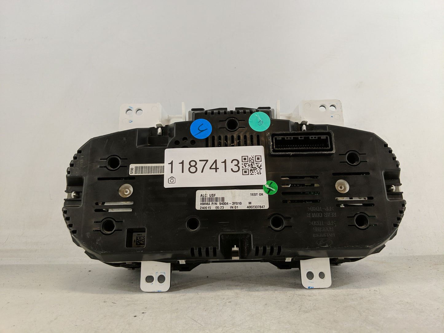 2016-2017 Hyundai Elantra Instrument Cluster Speedometer Gauges P/N:94004-3Y010 Fits Fits 2016 2017 OEM Used Auto Parts - Oe