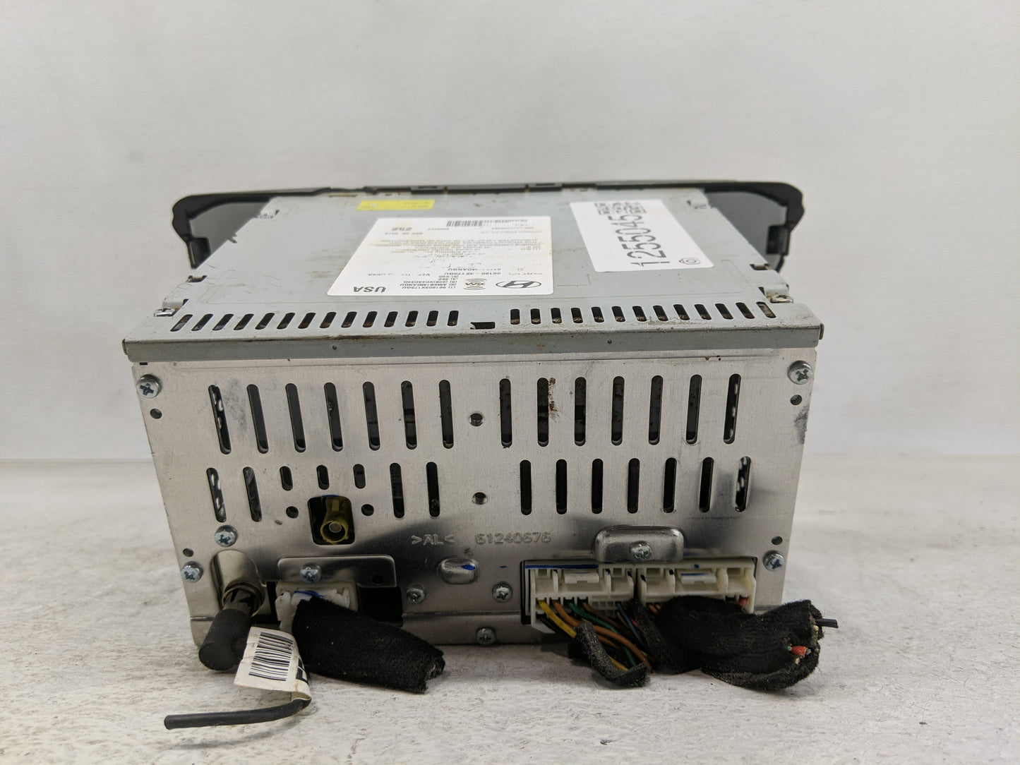 2014-2016 Hyundai Elantra Radio AM FM Cd Player Receiver Replacement P/N:96180-3X175GU Fits Fits 2014 2015 2016 OEM Used Aut