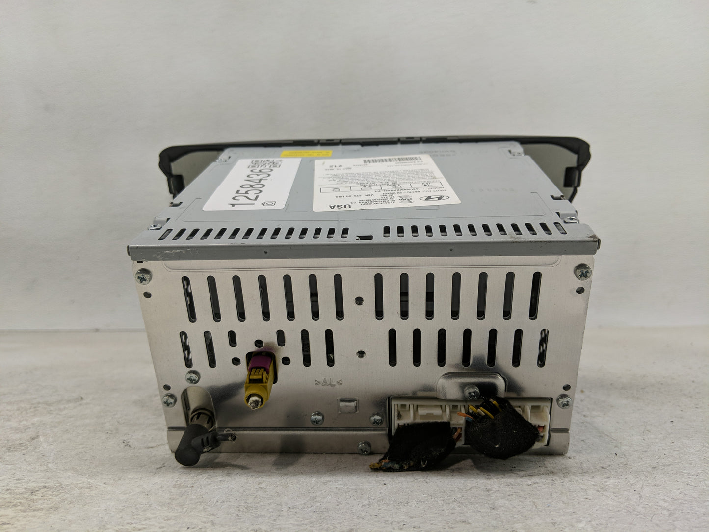 2014-2016 Hyundai Elantra Radio AM FM Cd Player Receiver Replacement P/N:96170-3X156GU Fits Fits 2014 2015 2016 OEM Used Aut
