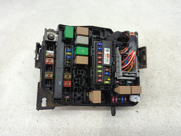 2014-2016 Hyundai Elantra Fusebox Fuse Box Panel Relay Module P/N:91951-3X710 Fits Fits 2014 2015 2016 OEM Used Auto Parts