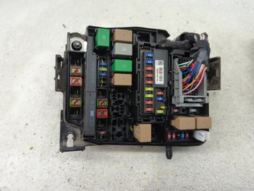 2014-2016 Hyundai Elantra Fusebox Fuse Box Panel Relay Module P/N:91951-3X710 Fits Fits 2014 2015 2016 OEM Used Auto Parts