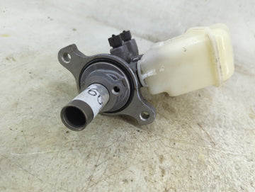 2011-2016 Hyundai Elantra Brake Master Cylinder 1496760
