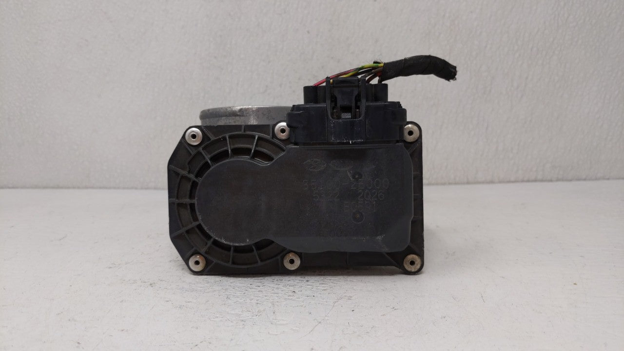 2011-2018 Hyundai Elantra Throttle Body P/N:35100-2E000 Fits Fits 2011 2012 2013 2014 2015 2016 2017 2018 2019 OEM Used Auto