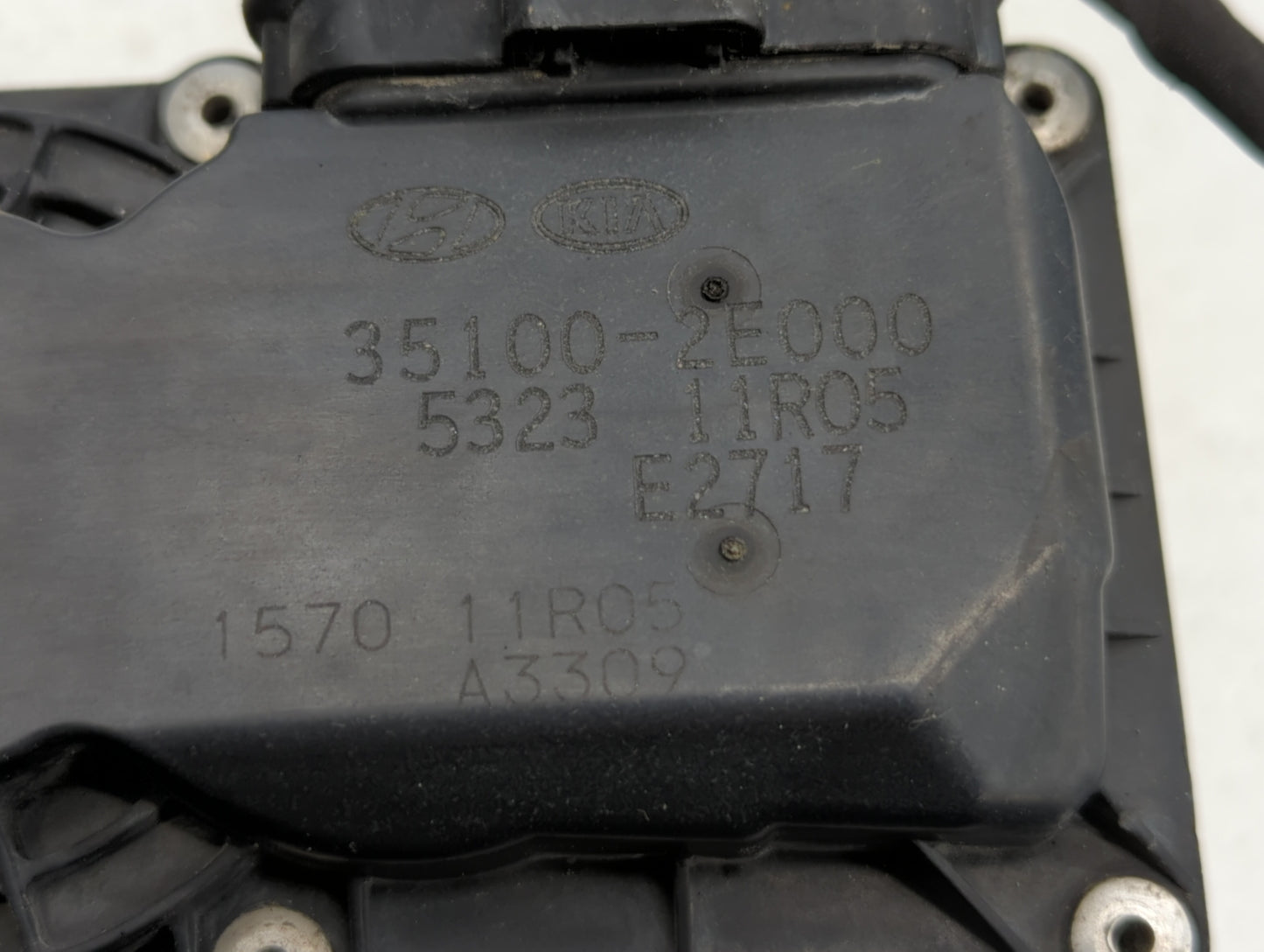 2011-2018 Hyundai Elantra Throttle Body P/N:35100-2E000 1302150124 Fits Fits 2011 2012 2013 2014 2015 2016 2017 2018 2019 OE