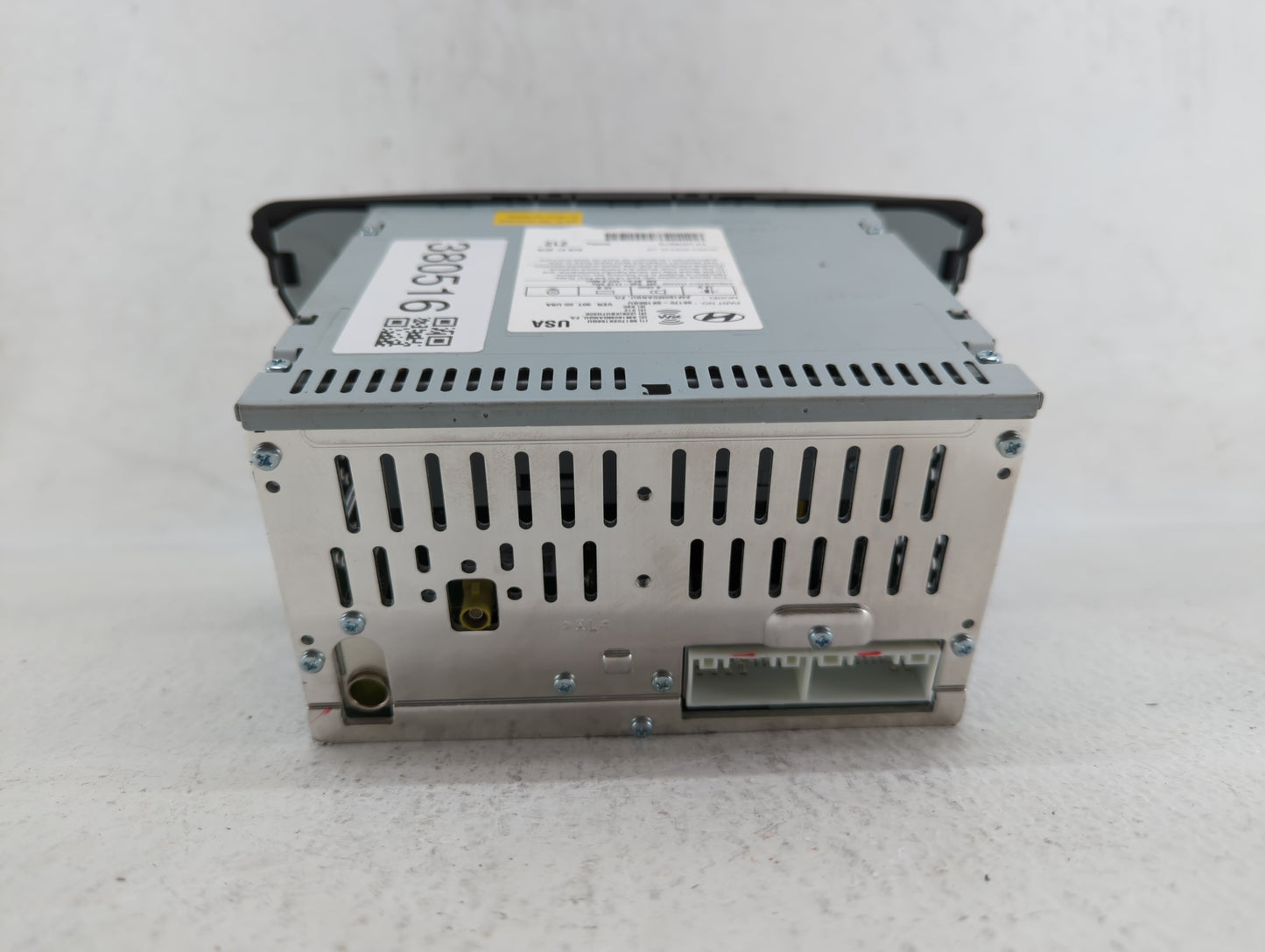 2014-2016 Hyundai Elantra Am Fm Cd Player Radio Receiver - Oemusedautoparts1.com