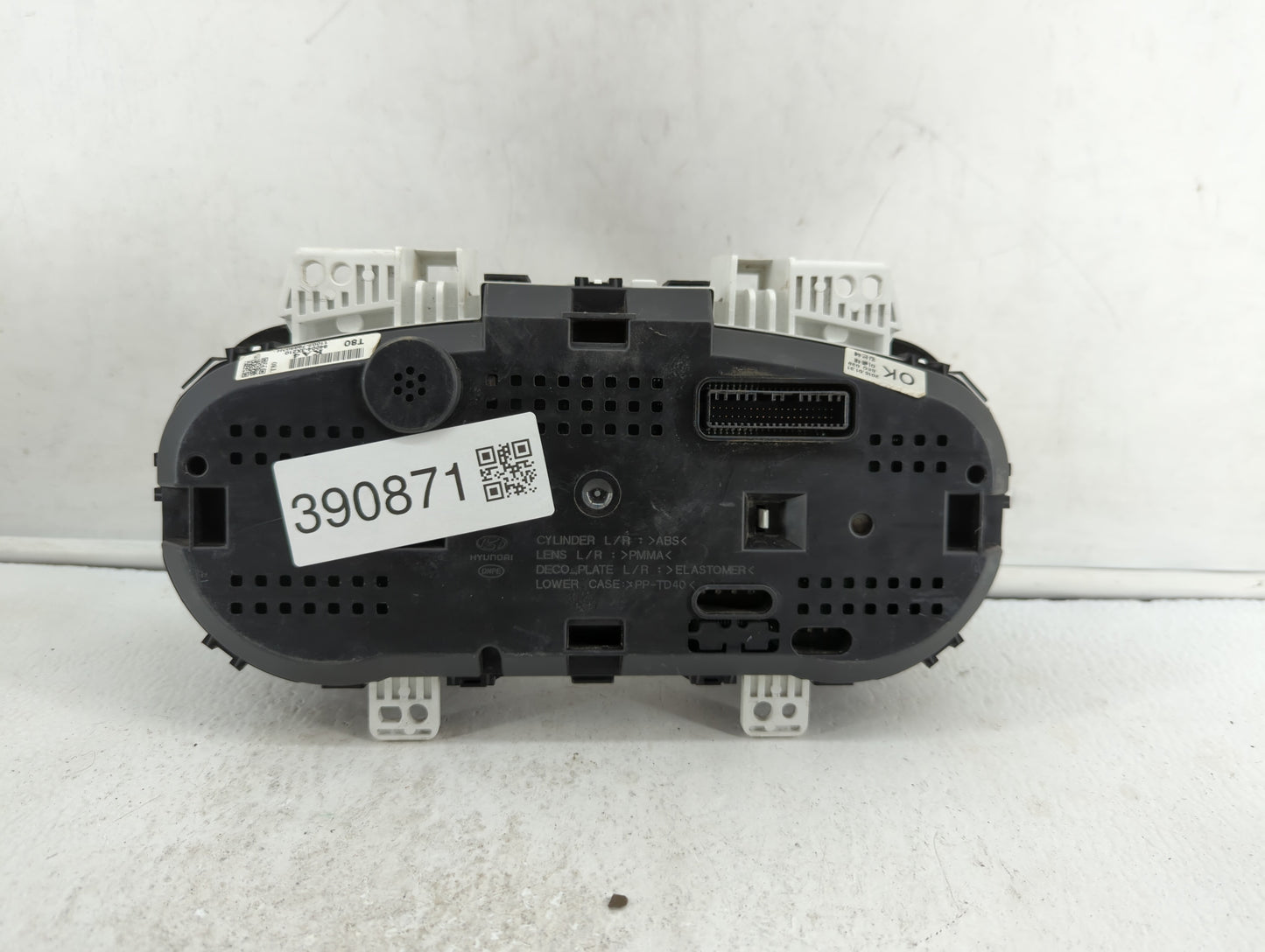 2014-2016 Hyundai Elantra Instrument Cluster Speedometer Gauges P/N:94004-3X210 94004-3Y010 Fits Fits 2014 2015 2016 OEM Use