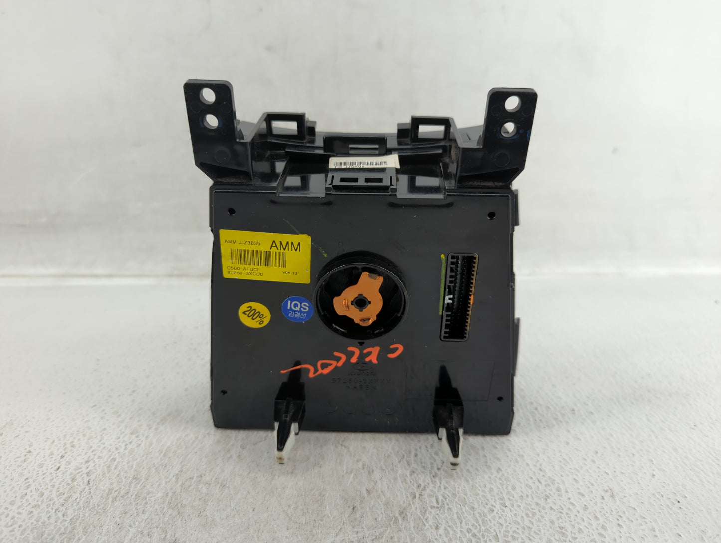 2014-2016 Hyundai Elantra Climate Control Module Temperature AC/Heater Replacement P/N:97250-3XCC0 97250-3XCD1 Fits OEM Used