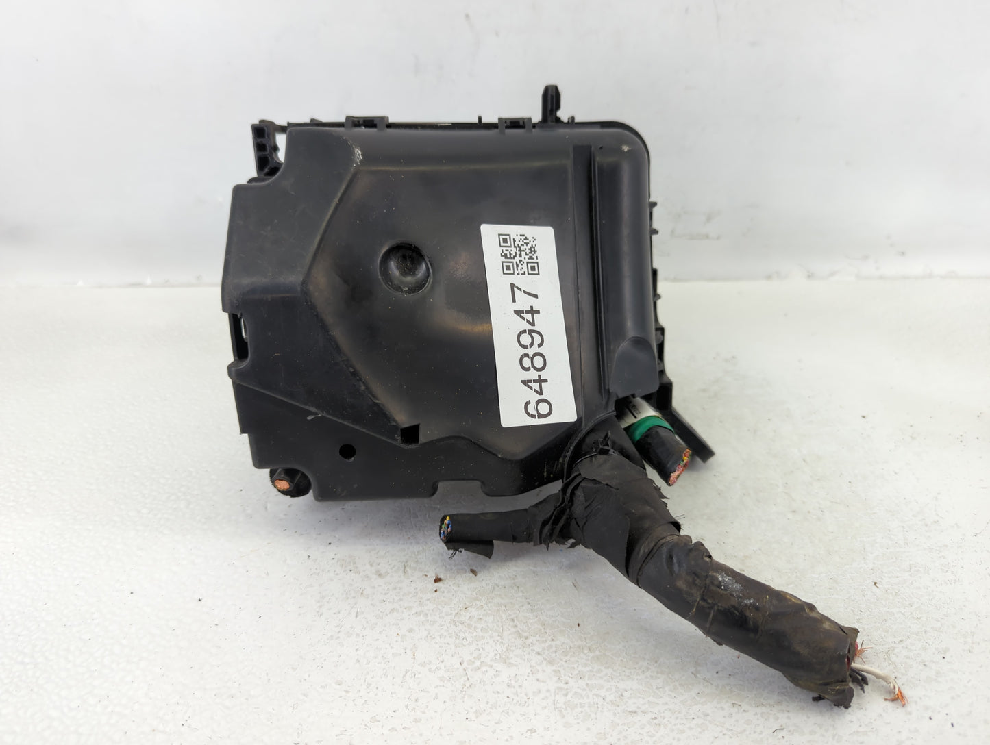 2014-2016 Hyundai Elantra Fusebox Fuse Box Panel Relay Module P/N:91951-3X710 Fits Fits 2014 2015 2016 OEM Used Auto Parts -