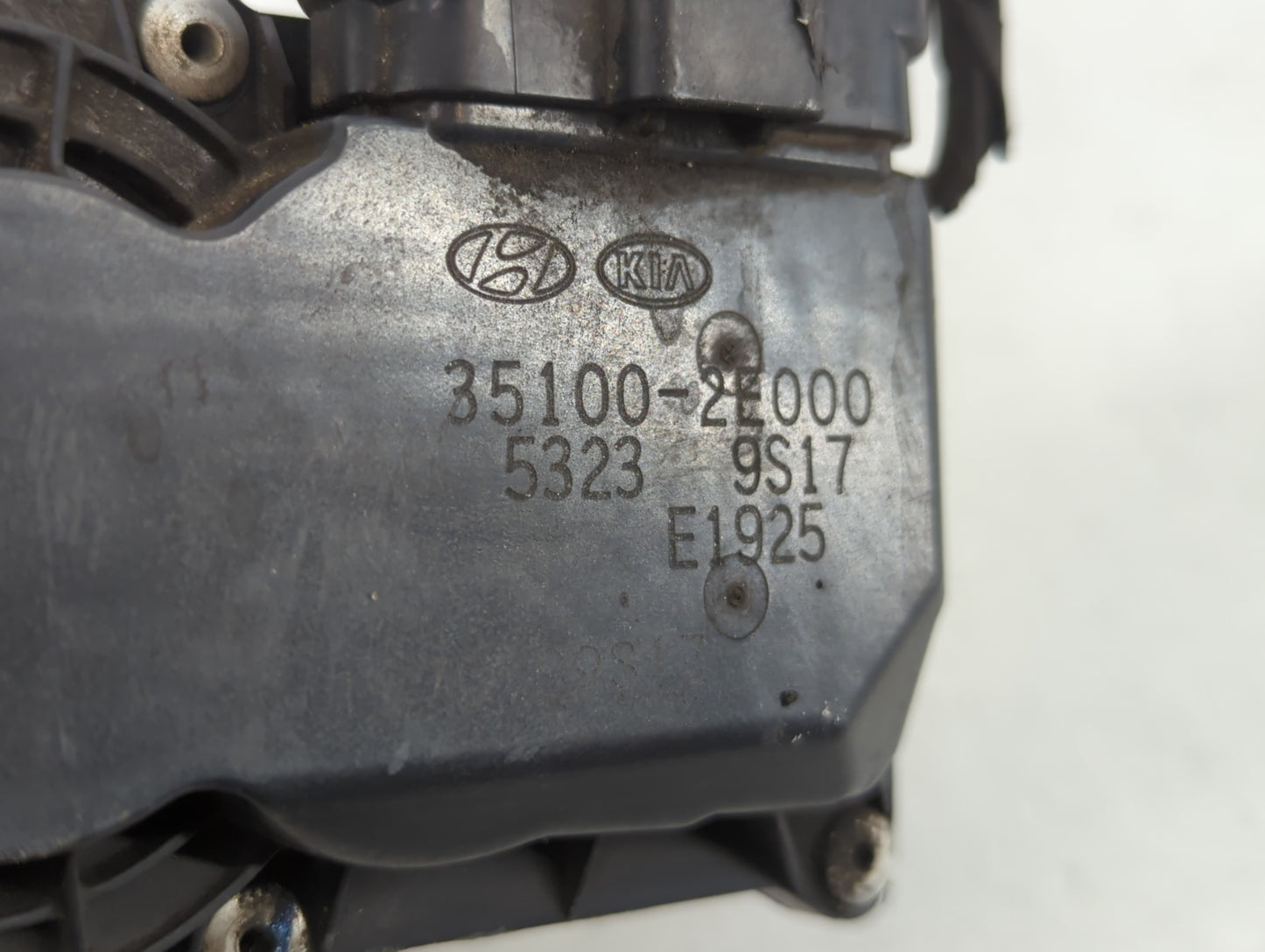 2011-2020 Hyundai Elantra Throttle Body P/N:35100-2E000 Fits Fits 2011 2012 2013 2014 2015 2016 2017 2018 2019 2020 2021 OEM