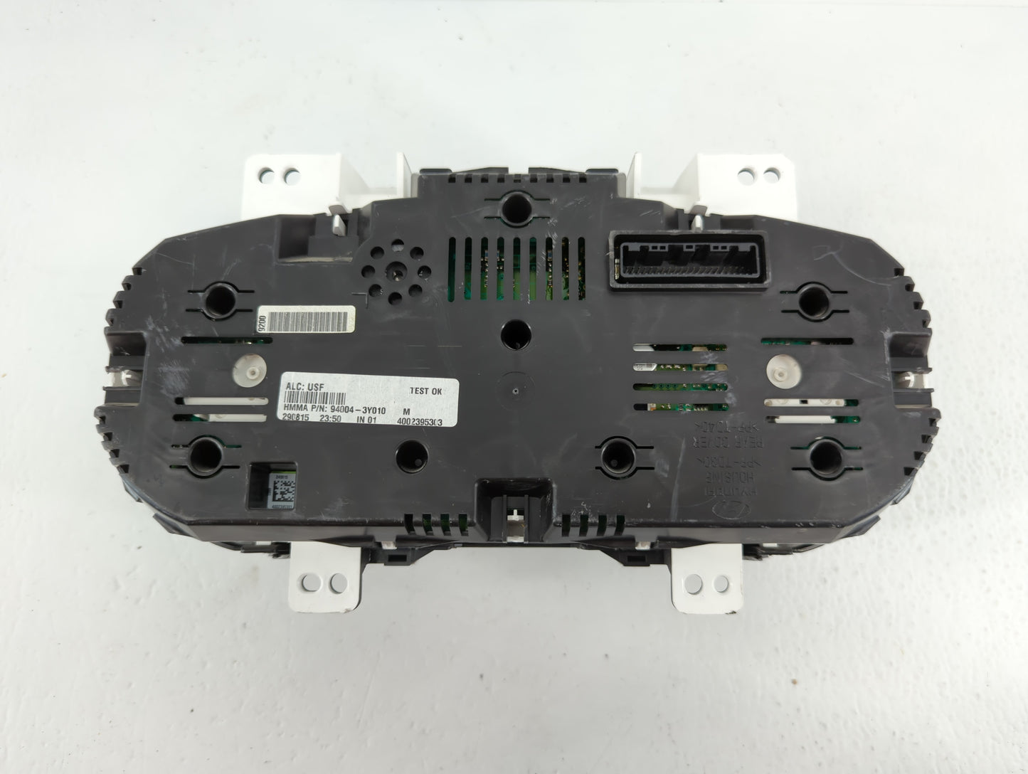 2014-2016 Hyundai Elantra Instrument Cluster Speedometer Gauges P/N:94004-3Y010 Fits Fits 2014 2015 2016 OEM Used Auto Parts