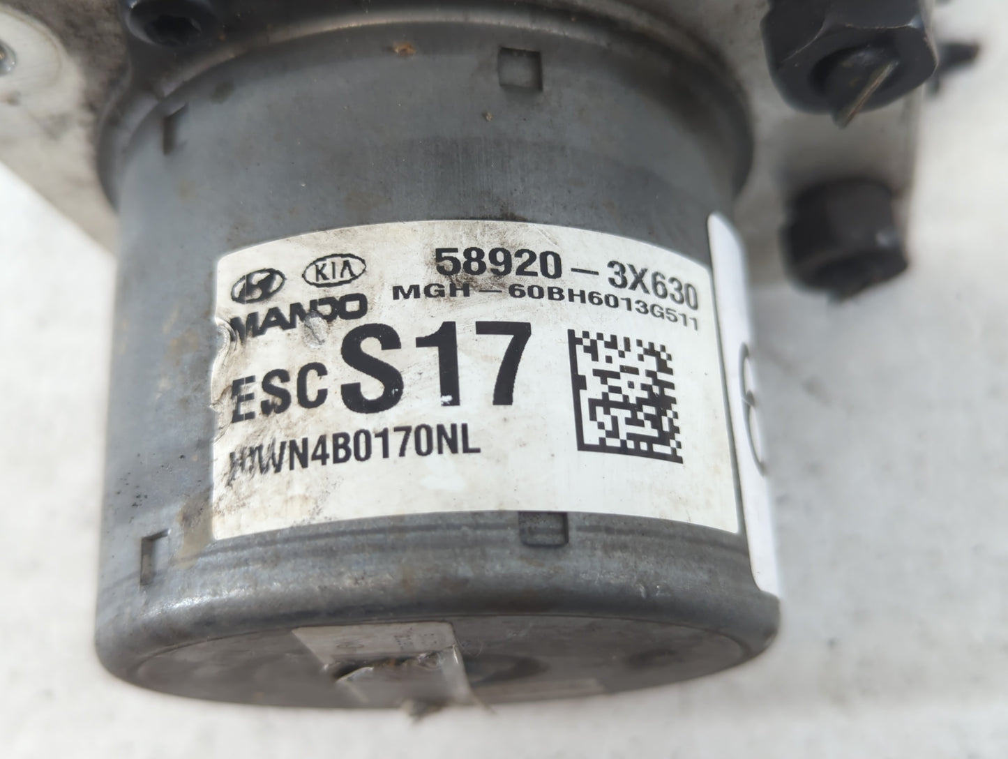 2014-2016 Hyundai Elantra ABS Pump Control Module Replacement P/N:58920-3X630 Fits Fits 2014 2015 2016 OEM Used Auto Parts -