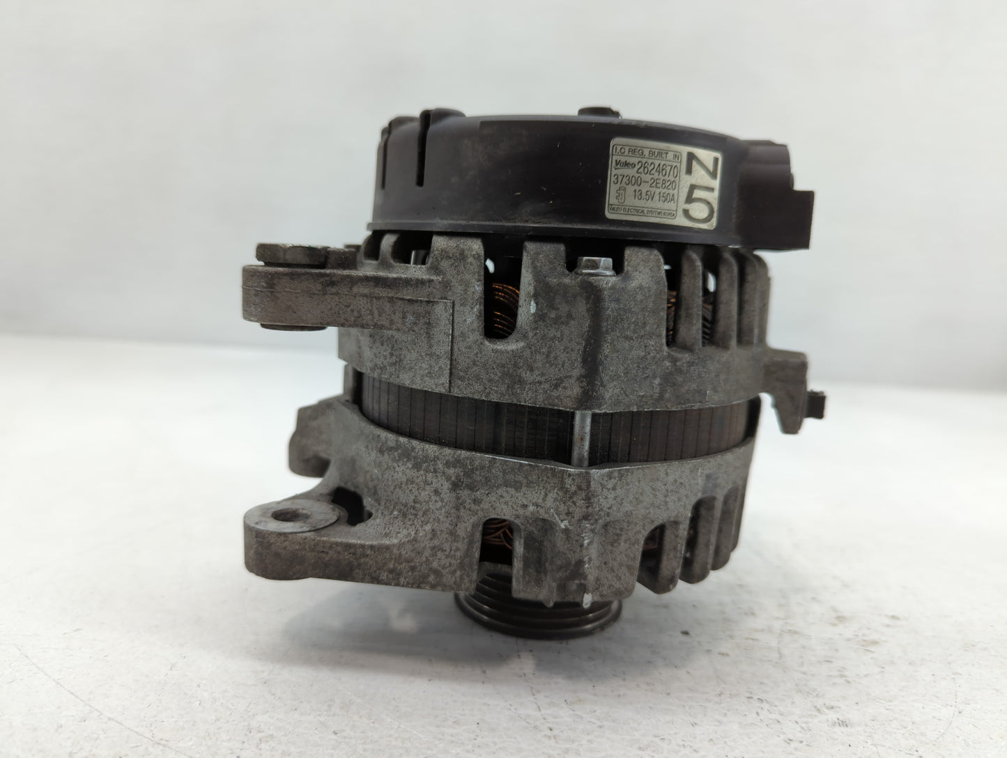 2014-2016 Hyundai Elantra Alternator Replacement Generator Charging Assembly Engine OEM P/N:8400367 37300-2E720 Fits OEM Use