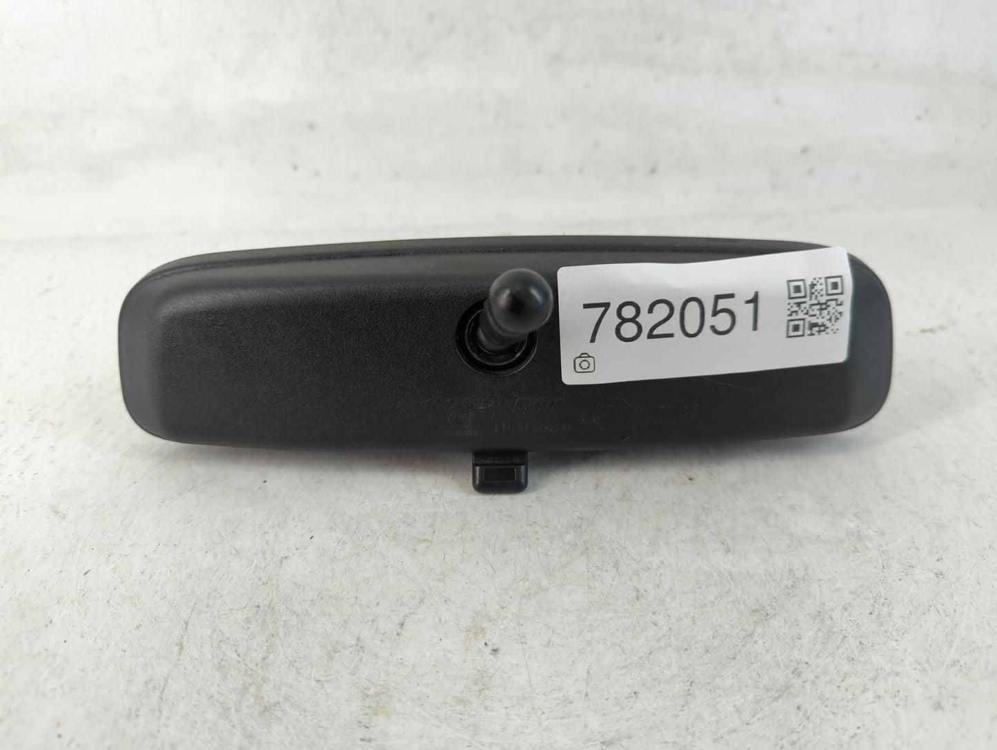 2011-2020 Hyundai Elantra Interior Rear View Mirror Replacement OEM P/N:E4012143 Fits OEM Used Auto Parts - Oemusedautoparts