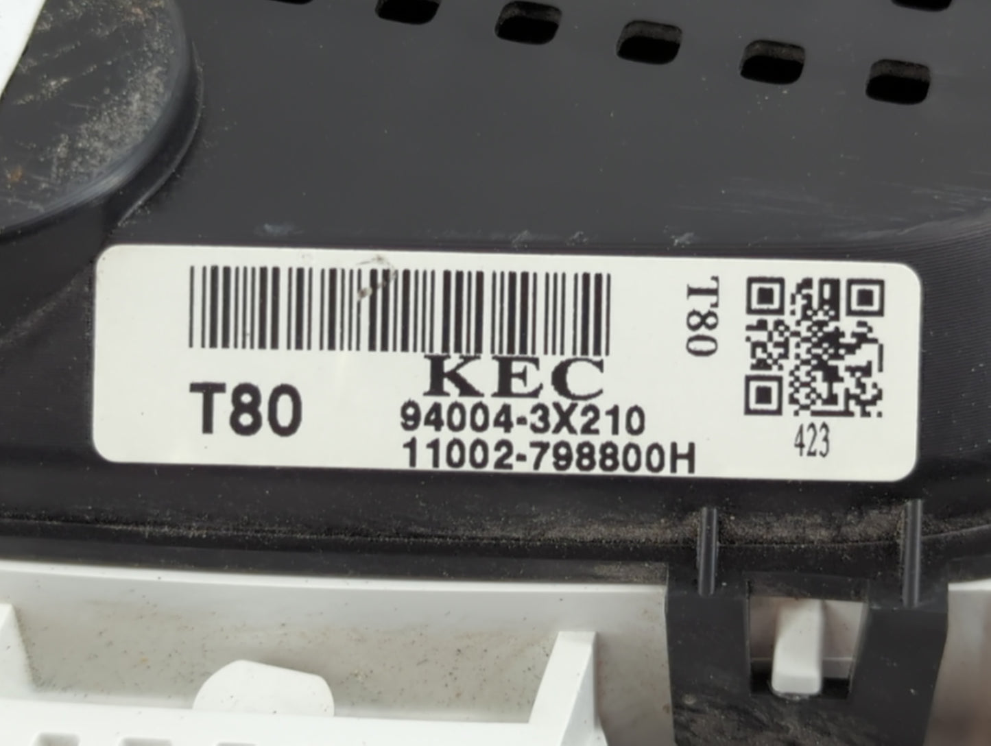 2014-2016 Hyundai Elantra Instrument Cluster Speedometer Gauges P/N:94004-3X210 Fits Fits 2014 2015 2016 OEM Used Auto Parts
