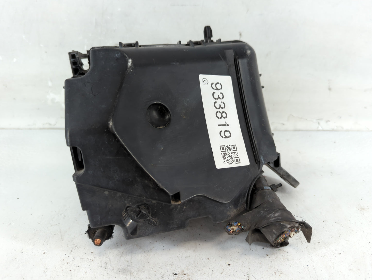 2014-2016 Hyundai Elantra Fusebox Fuse Box Panel Relay Module P/N:91951-3X710 Fits Fits 2014 2015 2016 OEM Used Auto Parts -