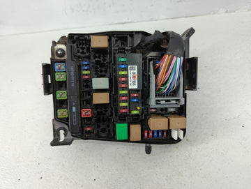 2016-2017 Hyundai Elantra Gt Fusebox Fuse Box Panel Relay Module P/N:91248 A5400A Fits Fits 2016 2017 OEM Used Auto Parts