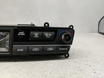 2015-2016 Hyundai Genesis Climate Control Module Temperature AC/Heater Replacement P/N:97250-B1120 Fits Fits 2015 2016 2017 OEM Used Auto Parts