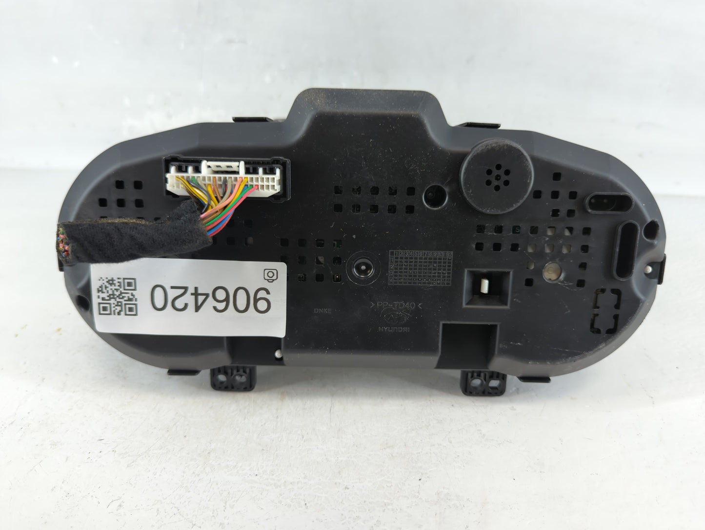 2014-2016 Hyundai Genesis Instrument Cluster Speedometer Gauges P/N:94031-2M360 Fits Fits 2014 2015 2016 OEM Used Auto Parts
