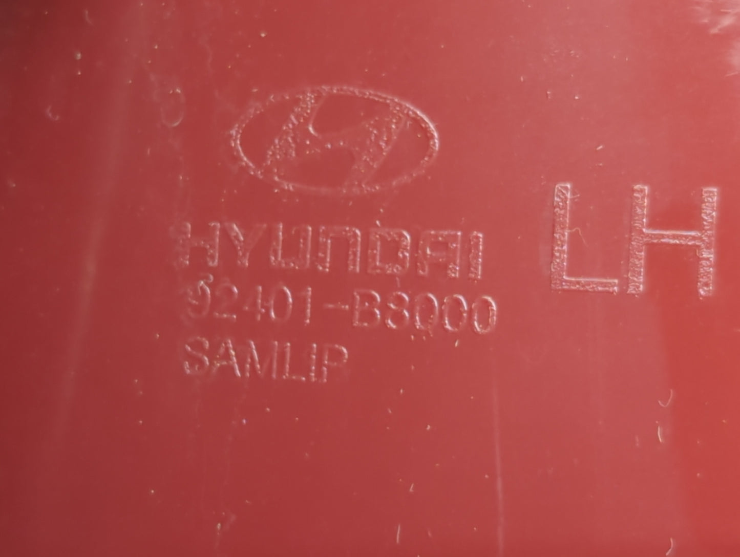2013-2016 Hyundai Santa Fe Tail Light Assembly Driver Left OEM P/N:92401-B8000 Fits Fits 2013 2014 2015 2016 OEM Used Auto P