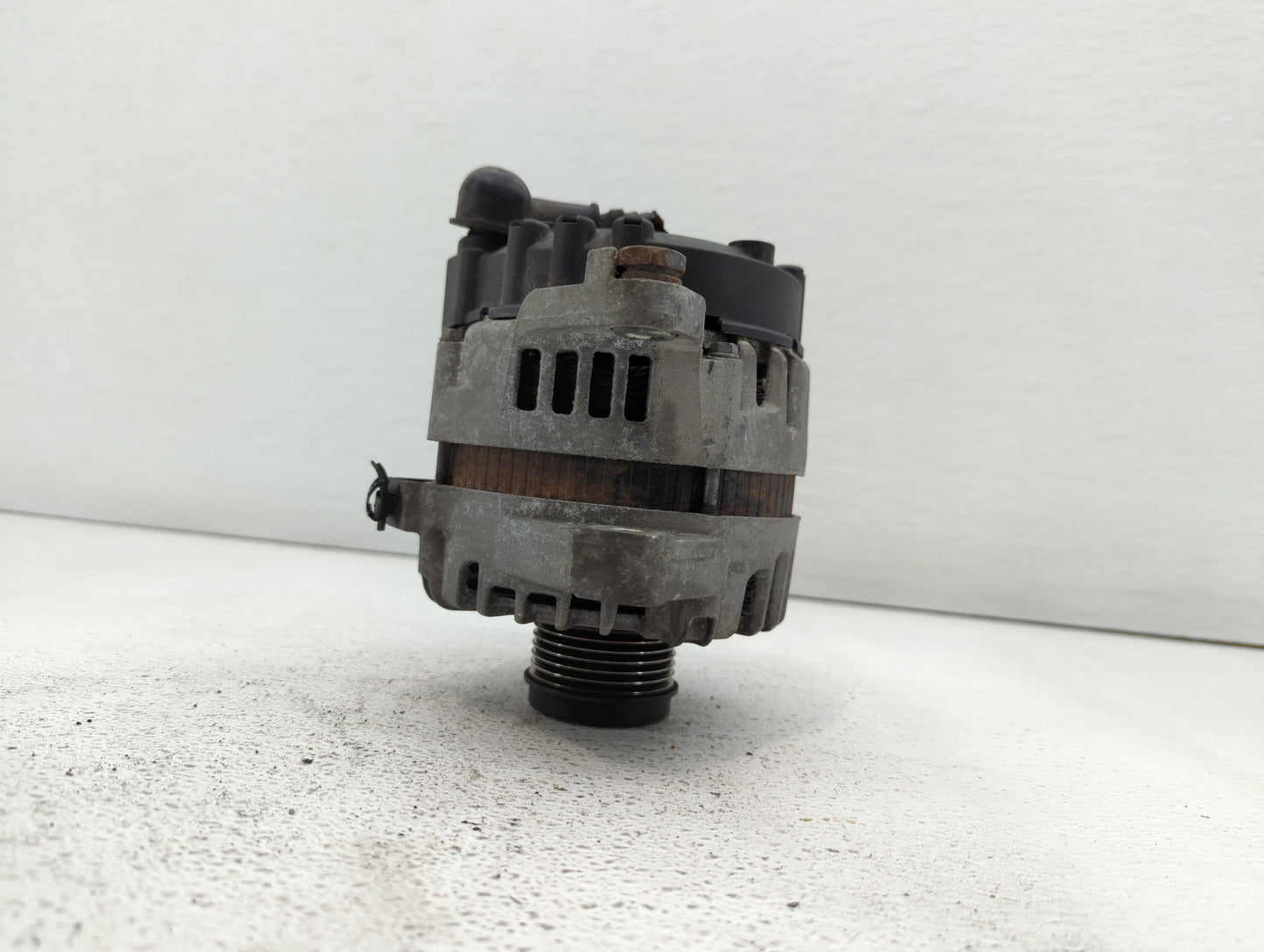 2016 Hyundai Santa Fe Alternator Replacement Generator Charging Assembly Engine OEM P/N:37300-2G800 37300-2G900 Fits OEM Use