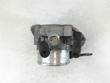2016 Hyundai Santa Fe Throttle Body P/N:35100-2G700 Fits Fits 2011 2012 2013 2014 2015 OEM Used Auto Parts
