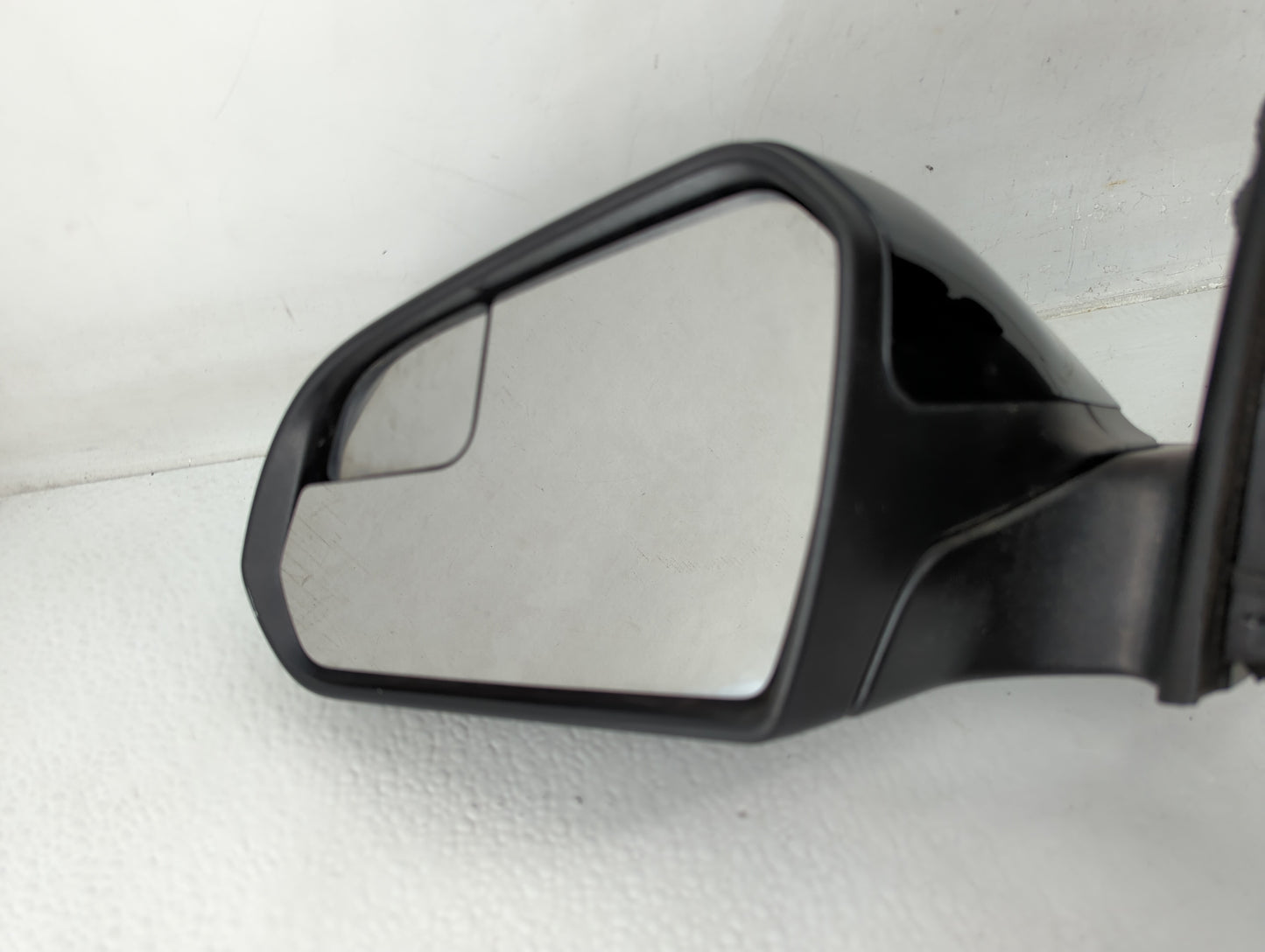 2015-2017 Hyundai Sonata Driver Side View Mirror - Left Door Mirror OEM Used - Oemusedautoparts1.com