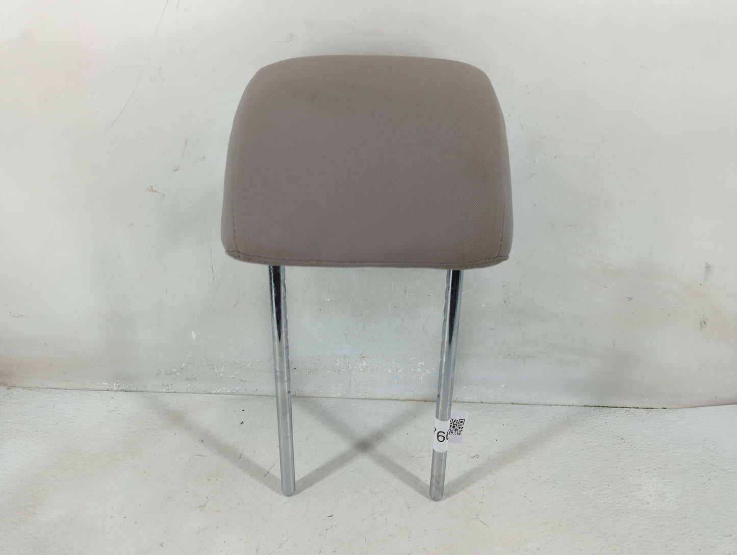 2016 Hyundai Sonata Headrest Head Rest Rear Seat Fits OEM Used Auto Parts - Oemusedautoparts1.com