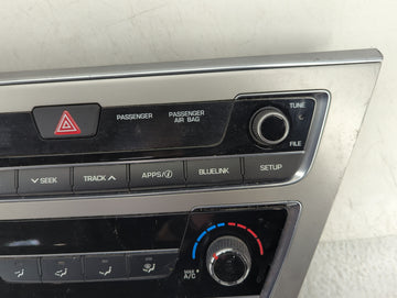 Hyundai Sonata Radio Control Panel