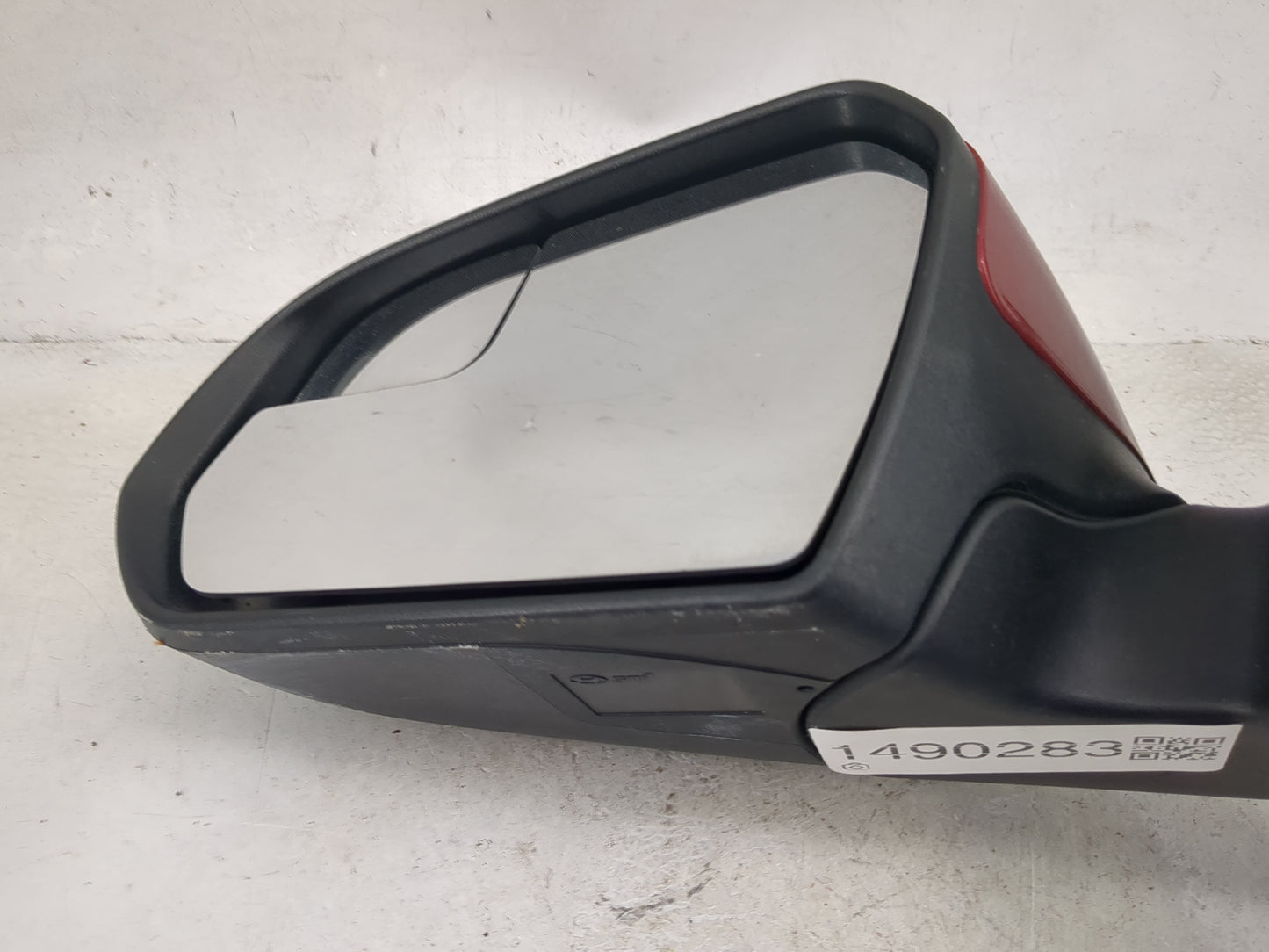 2016 Hyundai Sonata Driver Side View Mirror - Left Door Mirror OEM Used - Oemusedautoparts1.com