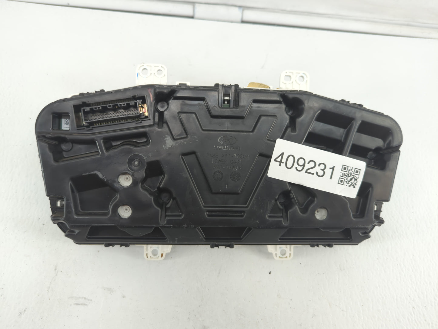 2016-2017 Hyundai Sonata Instrument Cluster Speedometer Gauges P/N:94001-C2200 94001-C2201 Fits Fits 2016 2017 OEM Used Auto