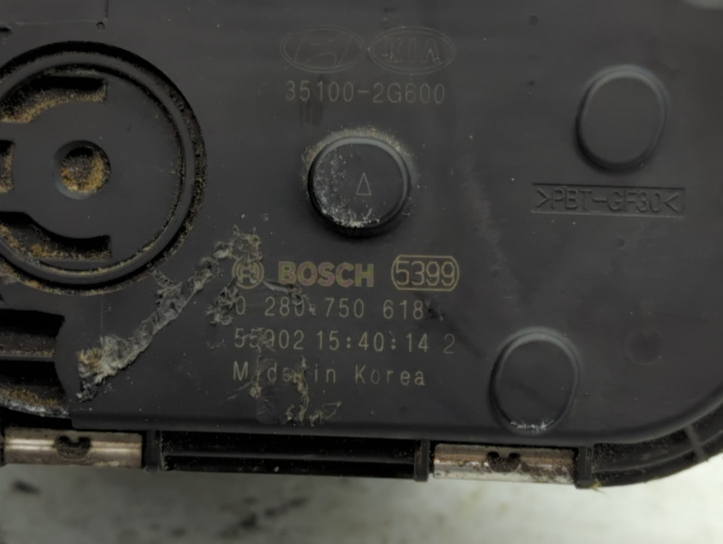 2015-2019 Hyundai Sonata Throttle Body P/N:35100-2G600 Fits Fits 2015 2016 2017 2018 2019 2020 2021 OEM Used Auto Parts - Oe