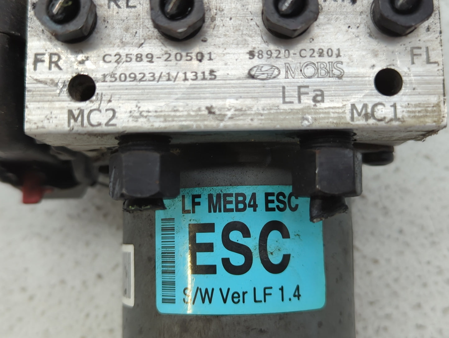 2015-2017 Hyundai Sonata ABS Pump Control Module Replacement P/N:61589-45100 58920-C2801 Fits Fits 2015 2016 2017 OEM Used A