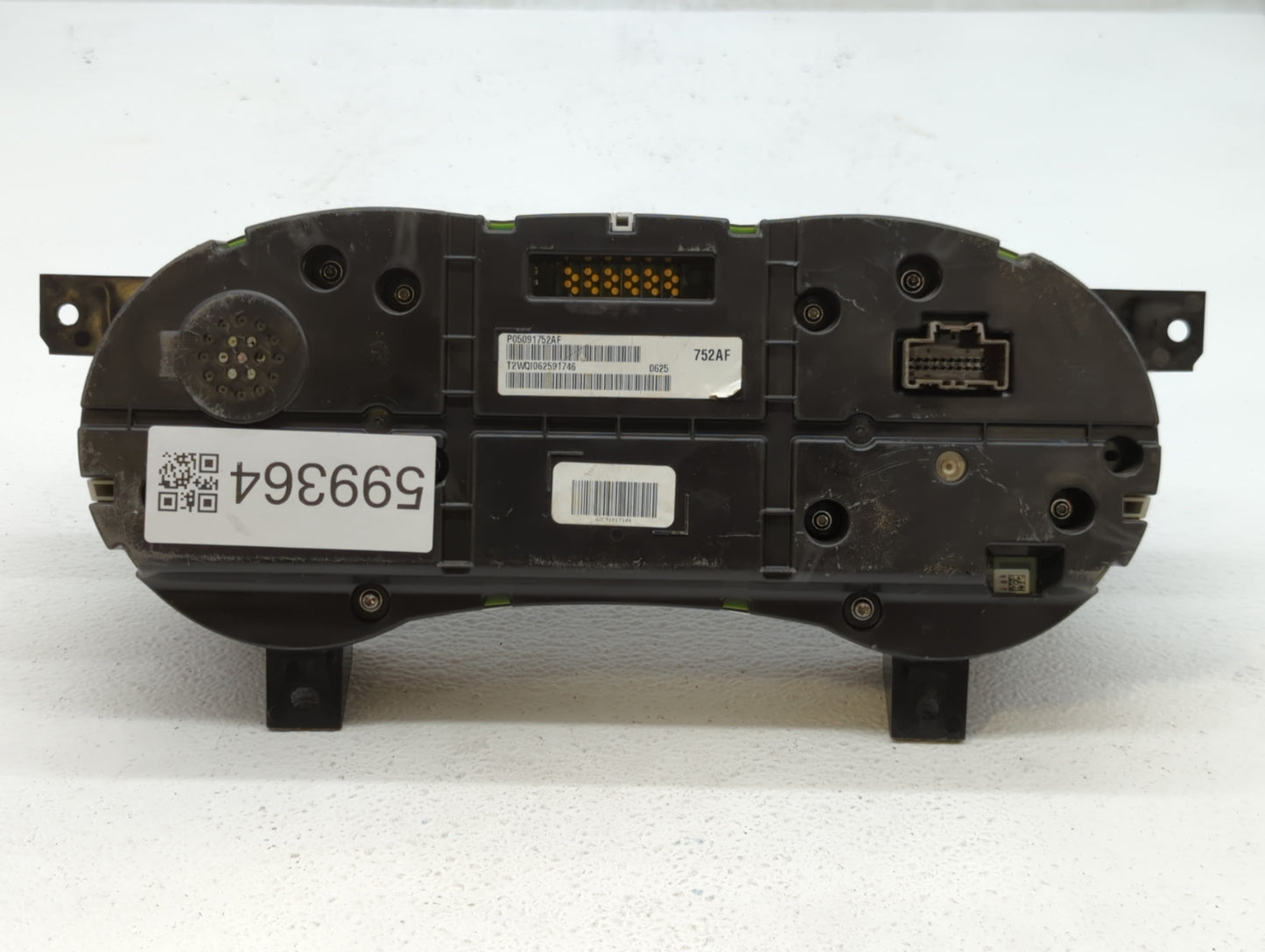 2016-2017 Hyundai Sonata Instrument Cluster Speedometer Gauges P/N:P05091752AF Fits Fits 2016 2017 OEM Used Auto Parts - Oem