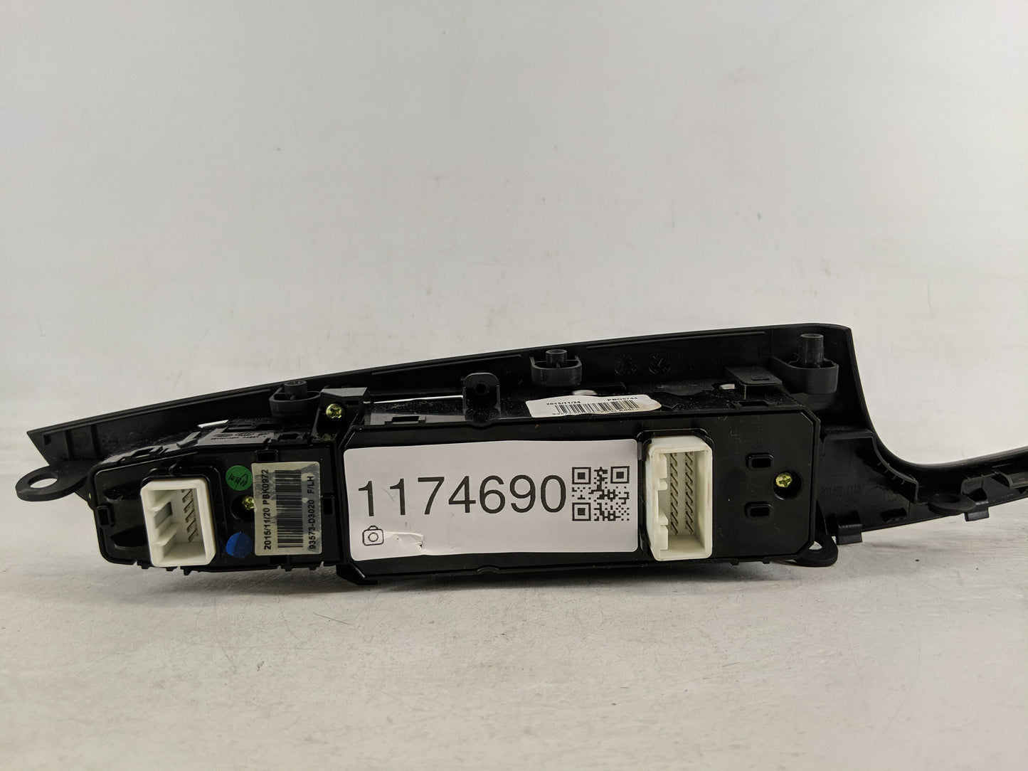 2016-2021 Hyundai Tucson Master Power Window Switch Replacement Driver Side Left P/N:PBO0744 Fits OEM Used Auto Parts - Oemu