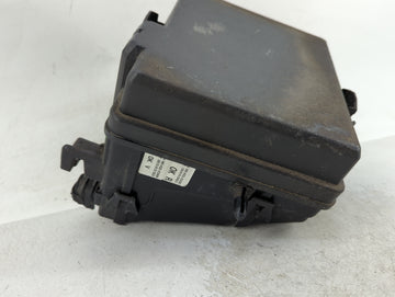 2016-2018 Hyundai Tucson Fusebox Fuse Box Panel Relay Module P/N:91422D3080 Fits Fits 2016 2017 2018 OEM Used Auto Parts